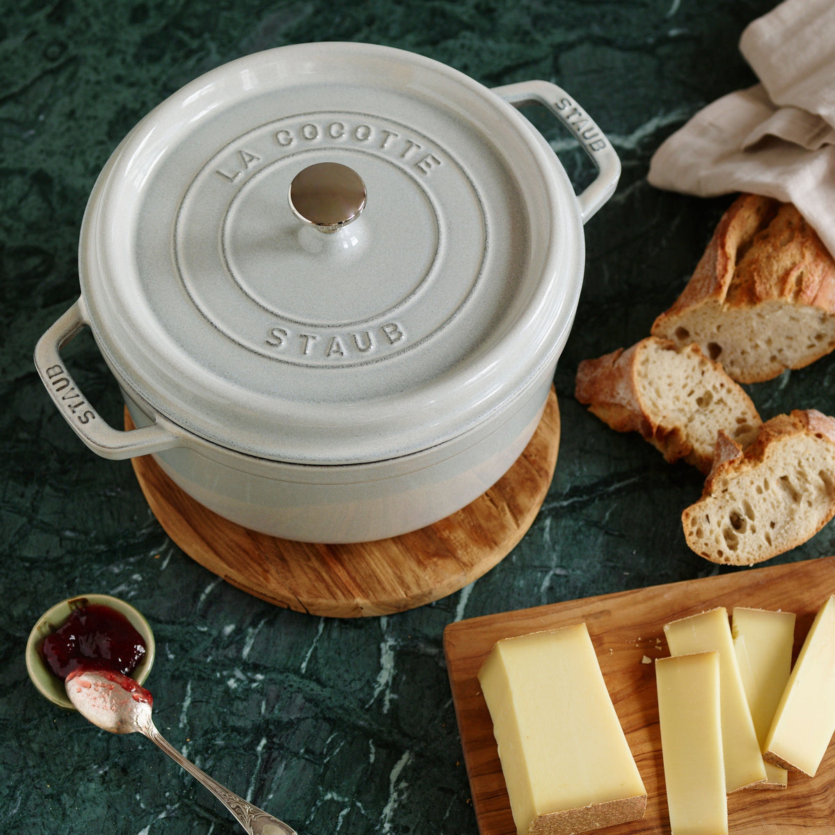 Staub 7-quart White Truffle Round Dutch Oven