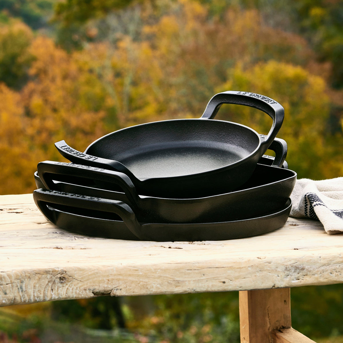 Le Creuset Alpine Outdoor Cast Iron 15" Pizza Pan