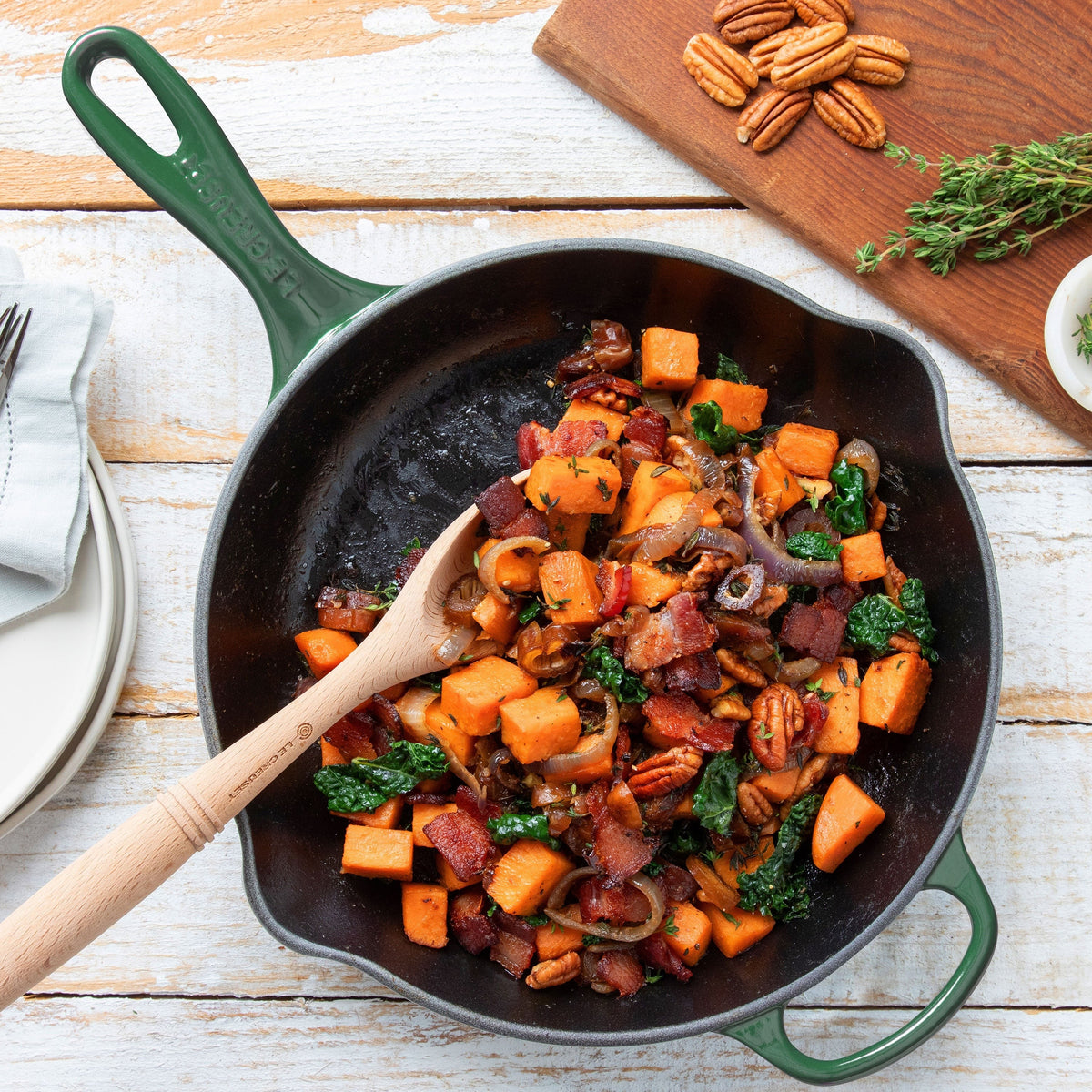 Le Creuset Signature Cast Iron 10.25" Artichaut Skillet