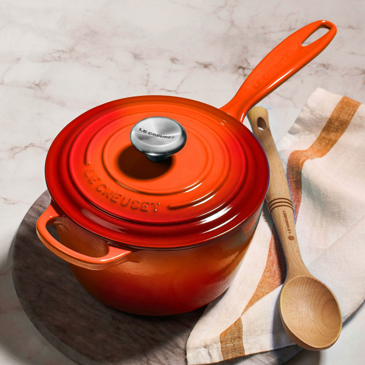 Le Creuset Signature Cast Iron 1.75-quart Flame Saucepan