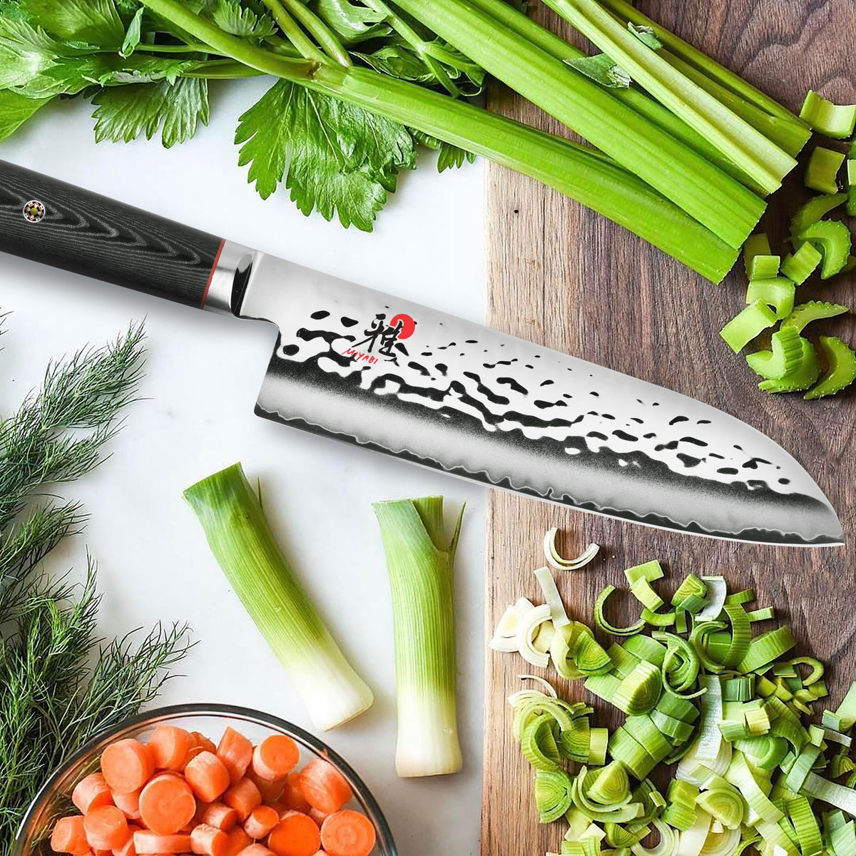 Miyabi Mizu SG2 10 Piece Magnetic Easel Knife Set