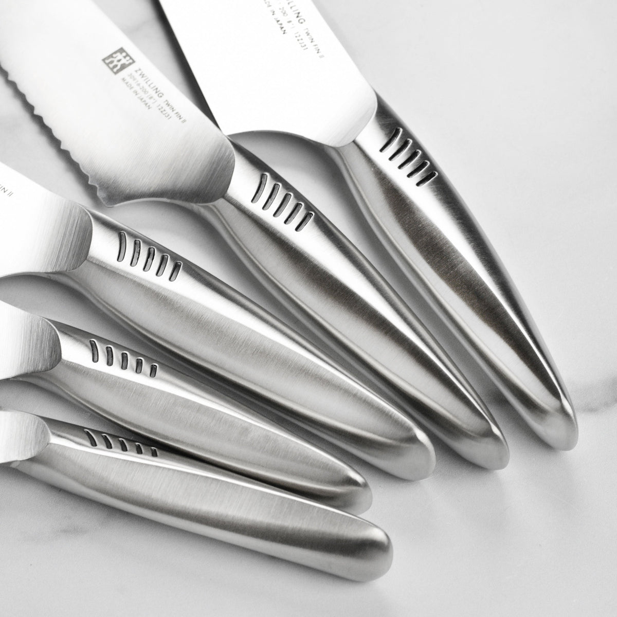 Zwilling Twin Fin II 8 Piece Magnetic Knife Block Set