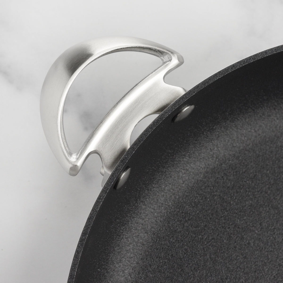 Scanpan CX+ 5.5-quart Stainless Steel Nonstick Braiser