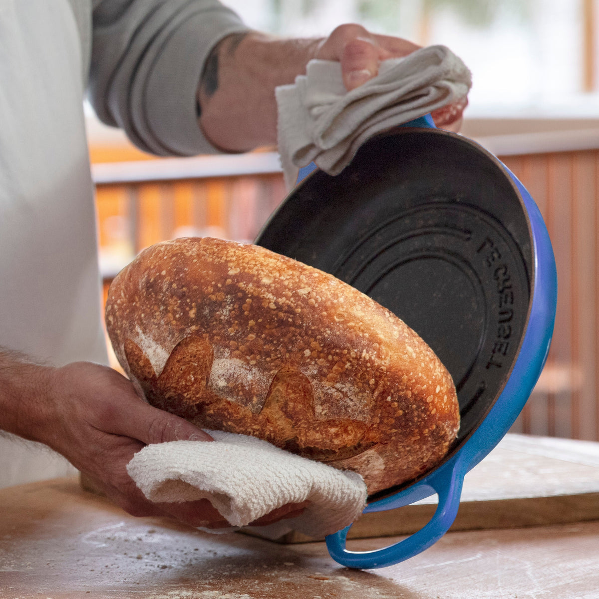 Le Creuset Signature Cast Iron 9.5" Marseille Bread Oven