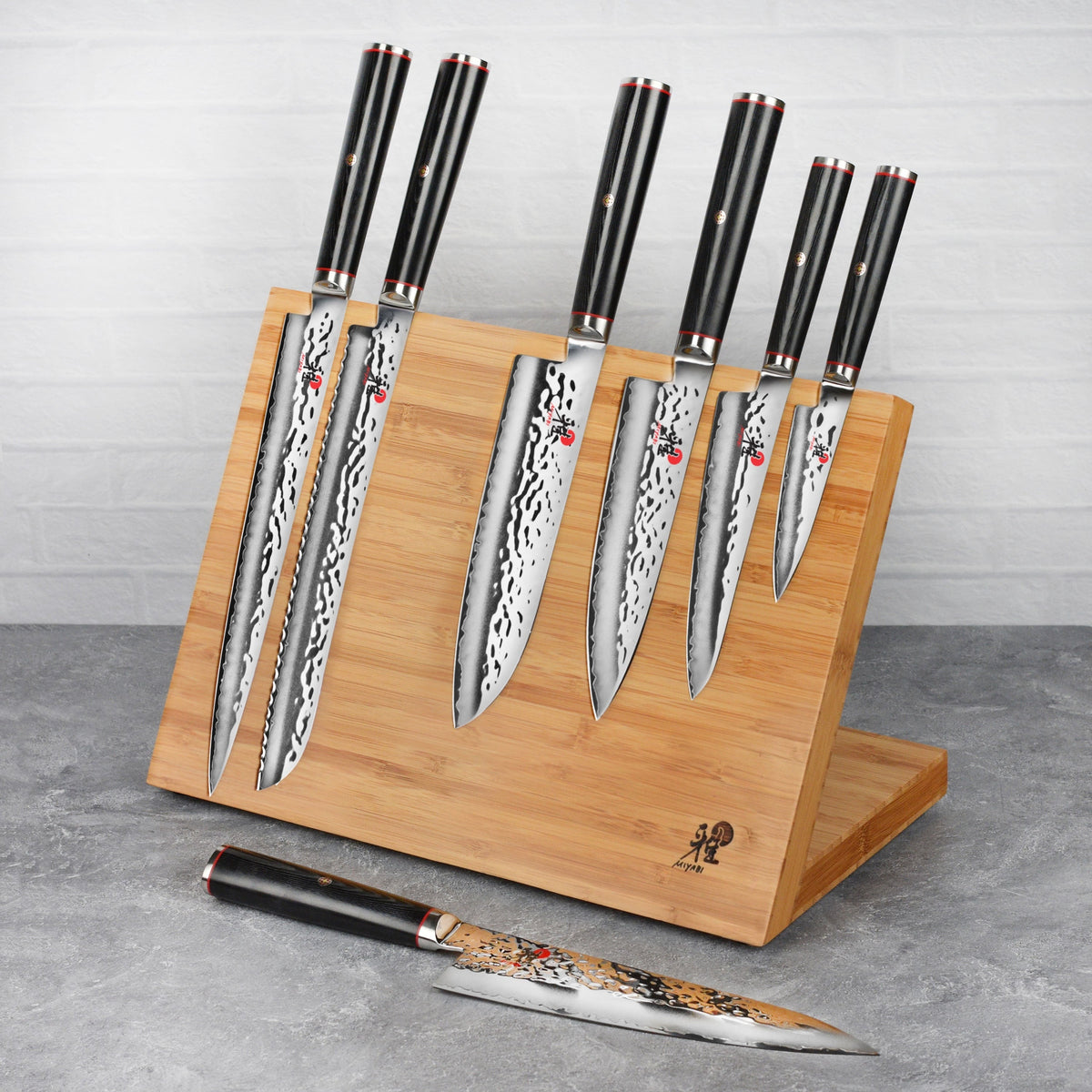 Miyabi Mizu SG2 10 Piece Magnetic Easel Knife Set