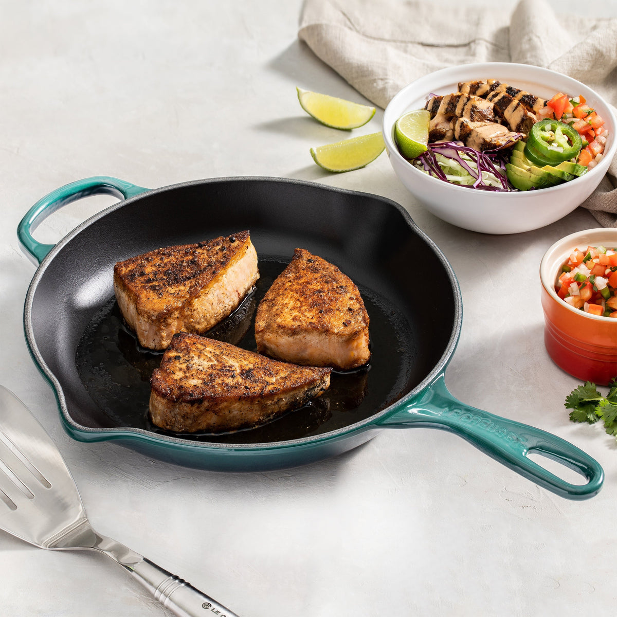 Le Creuset Signature Cast Iron 9" Bleu Riviera Skillet