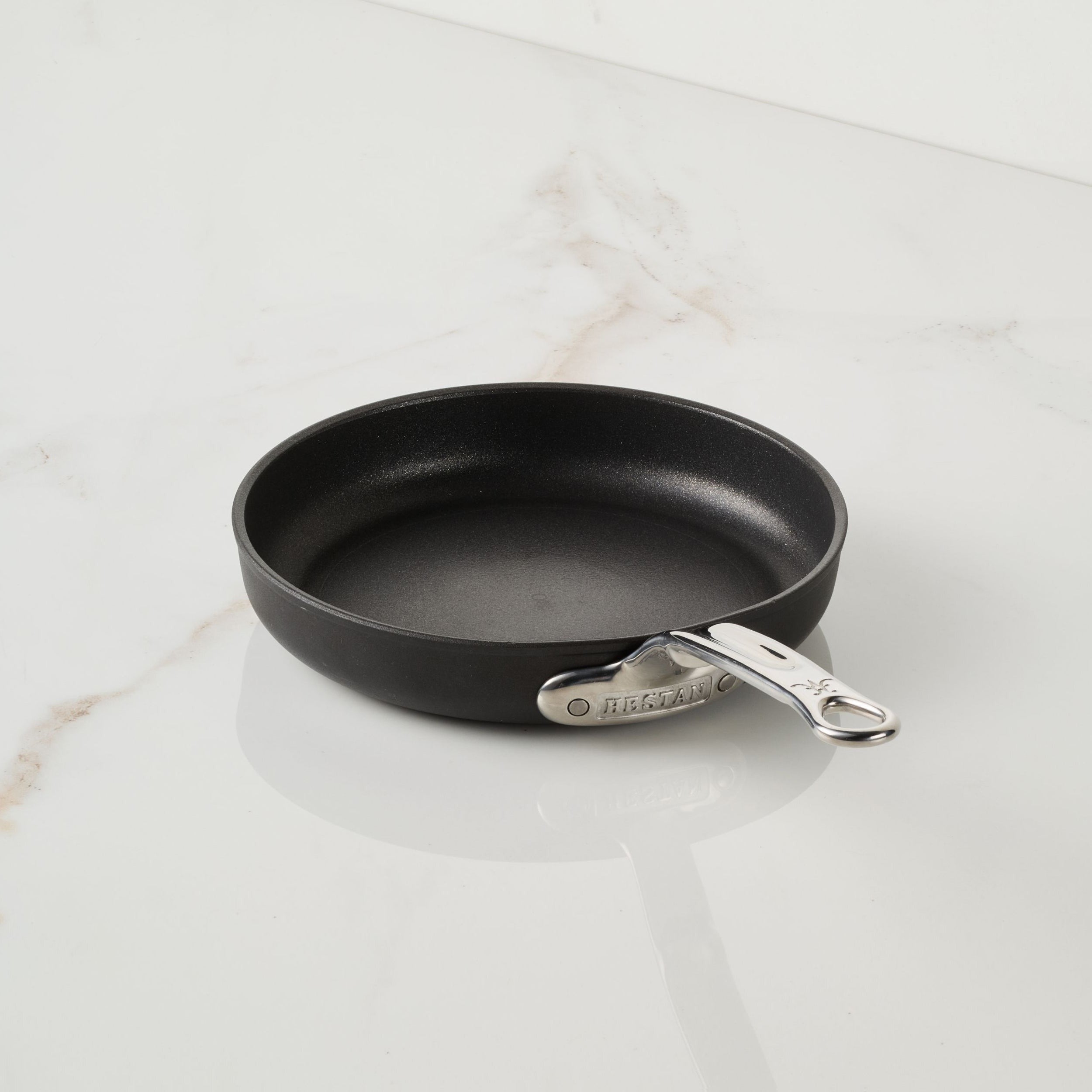 Hestan Titum Fusion 8" Nonstick Skillet