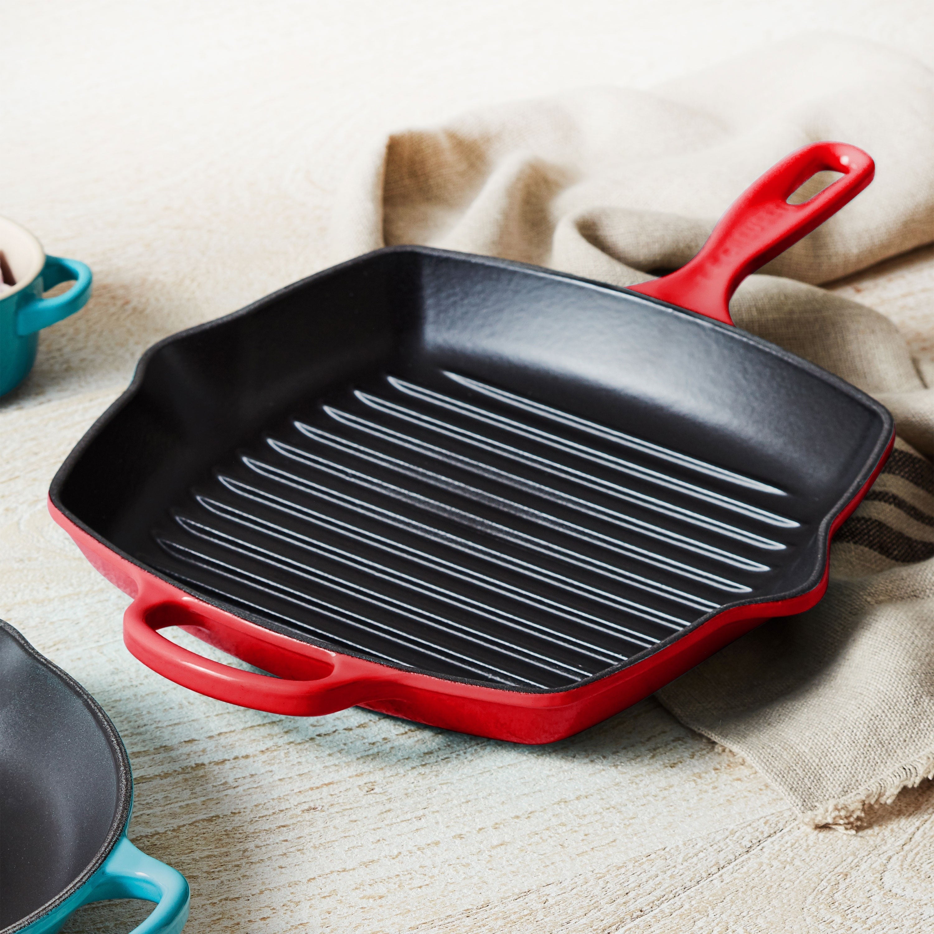 Le Creuset Signature Cast Iron Cerise 5 Piece Cookware Set