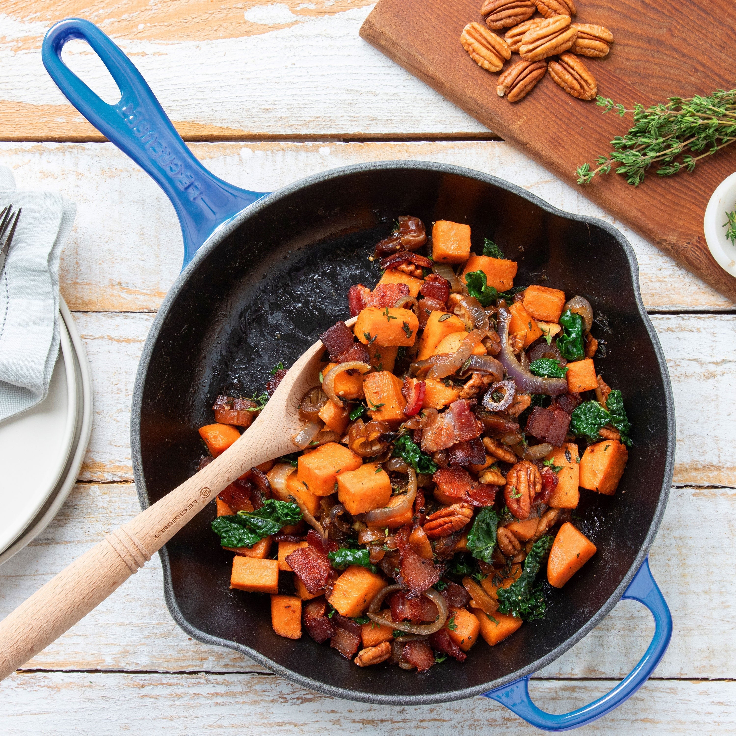 Le Creuset Signature Cast Iron 11.75" Marseille Skillet
