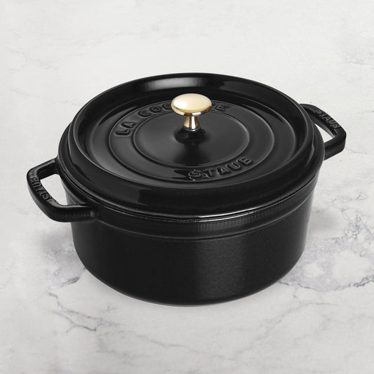 Staub 7-quart Matte Black Round Dutch Oven