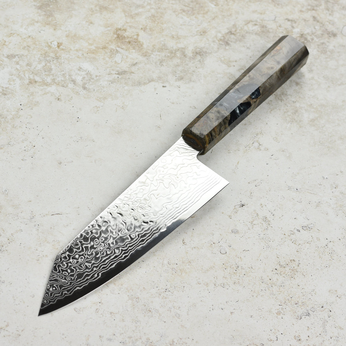 Hatsukokoro Ryuhyo SG2 Damascus 7" Bunka, Stabilized Birch