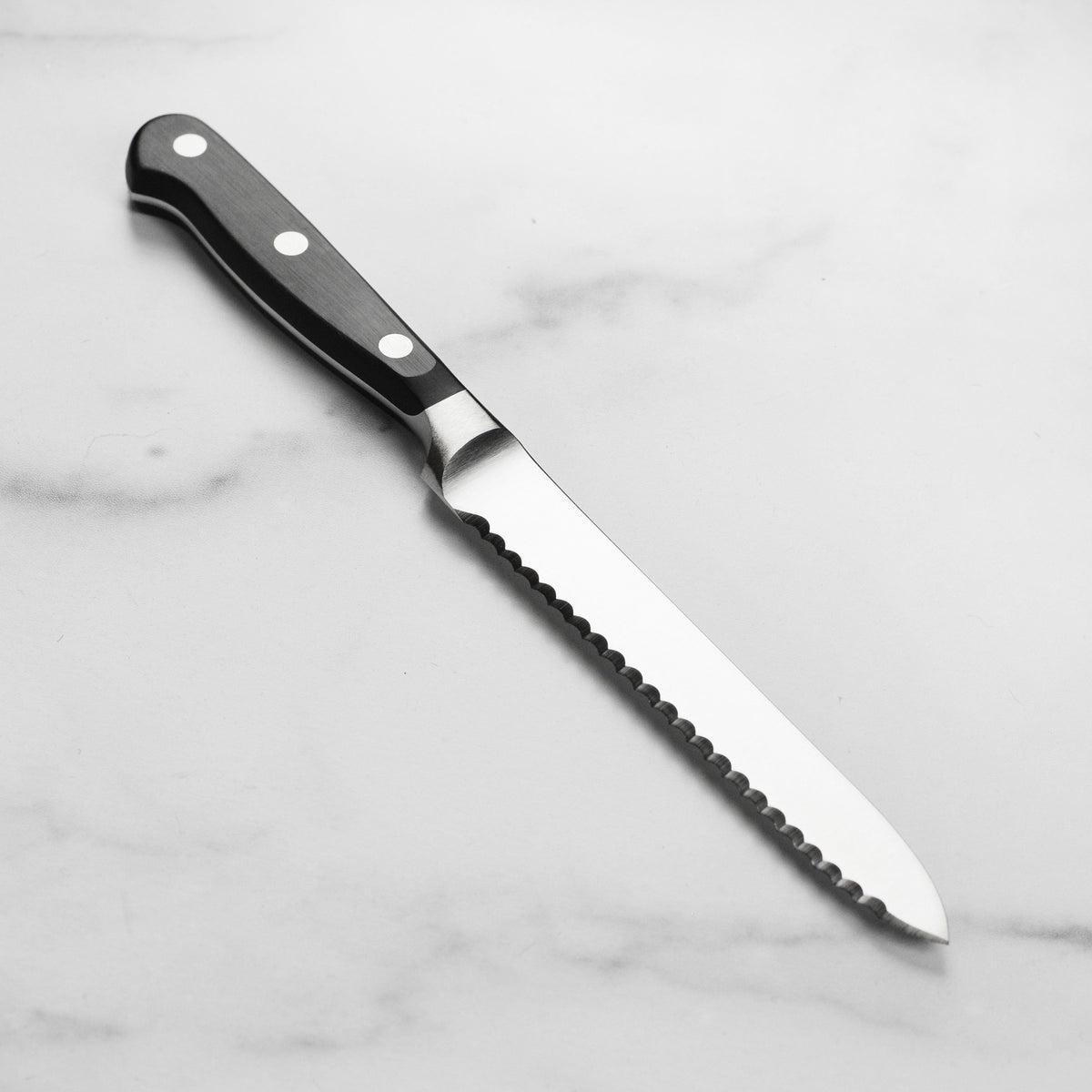 Wusthof Classic 5" Serrated Utility Knife