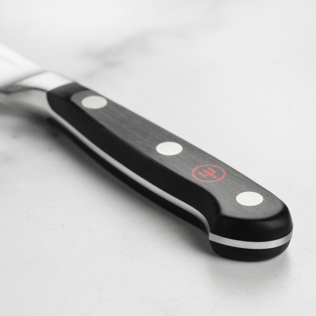 Wusthof Classic 3.5" Serrated Paring Knife
