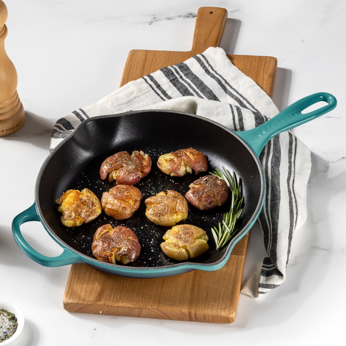 Le Creuset Signature Cast Iron 10.25" Bleu Riviera Skillet