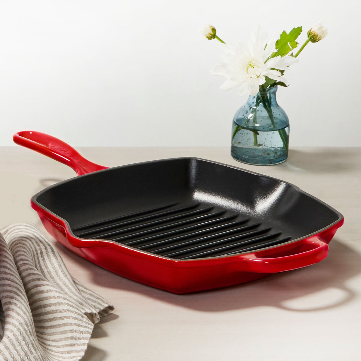 Le Creuset Signature Cast Iron 10.25" Cerise Square Grill Pan