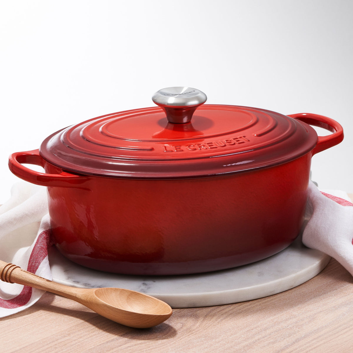 Le Creuset Signature Cast Iron Cerise 5 Piece Cookware Set