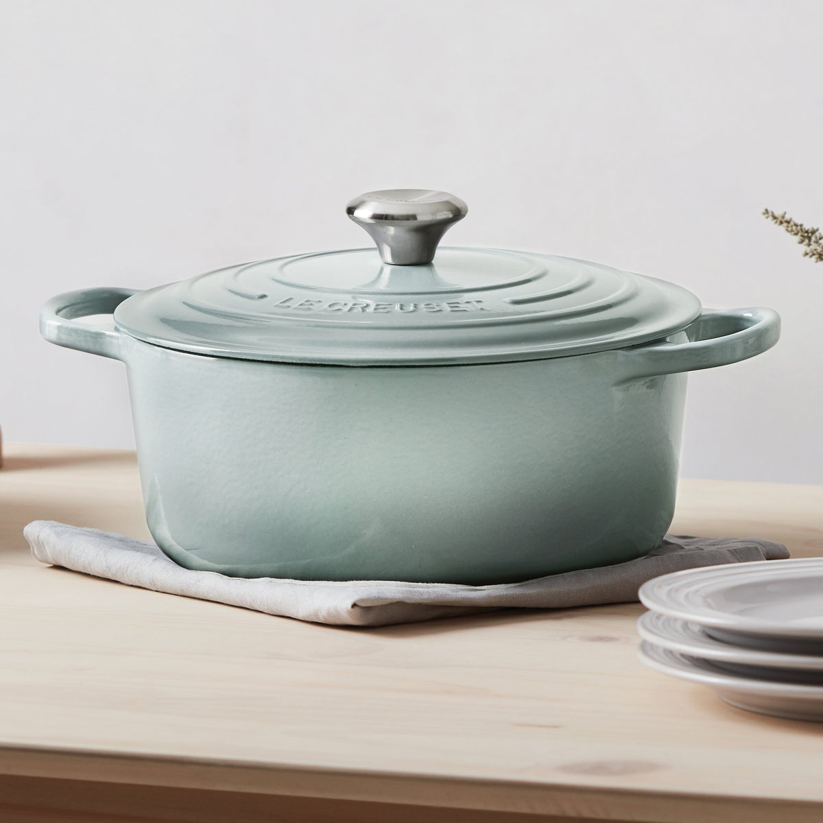 Le Creuset Signature Cast Iron 9-quart Sea Salt Round Dutch Oven
