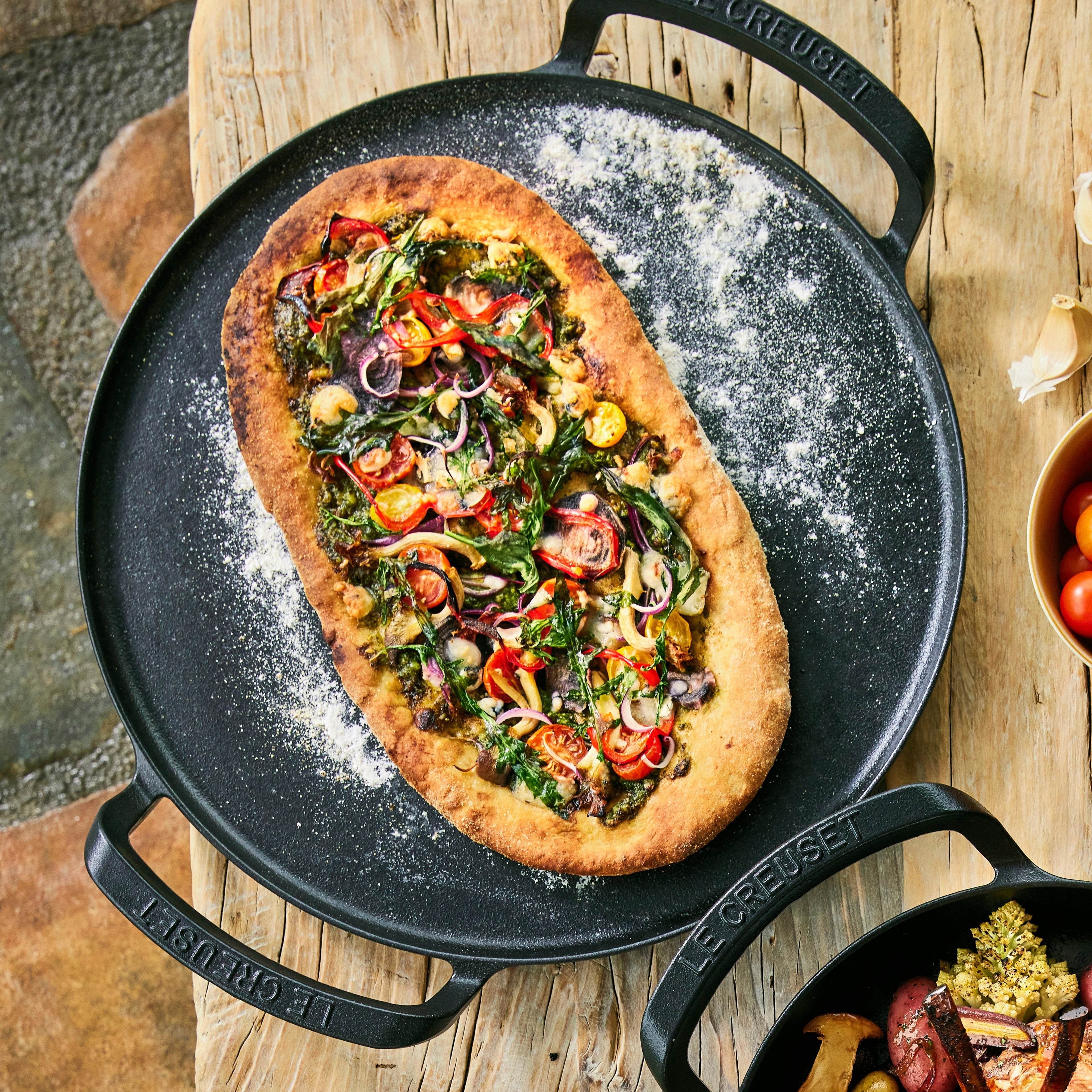 Le Creuset Alpine Outdoor Cast Iron 15" Pizza Pan