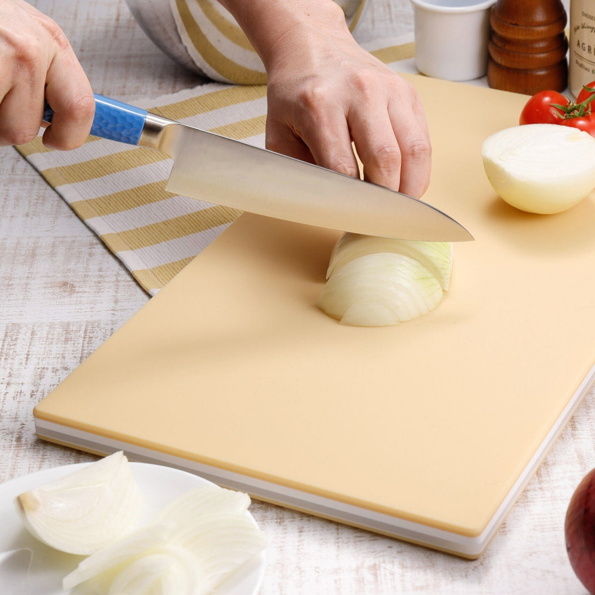 Hasegawa Pro-Soft Lite Cutting Board, 15.4 x 10.2"