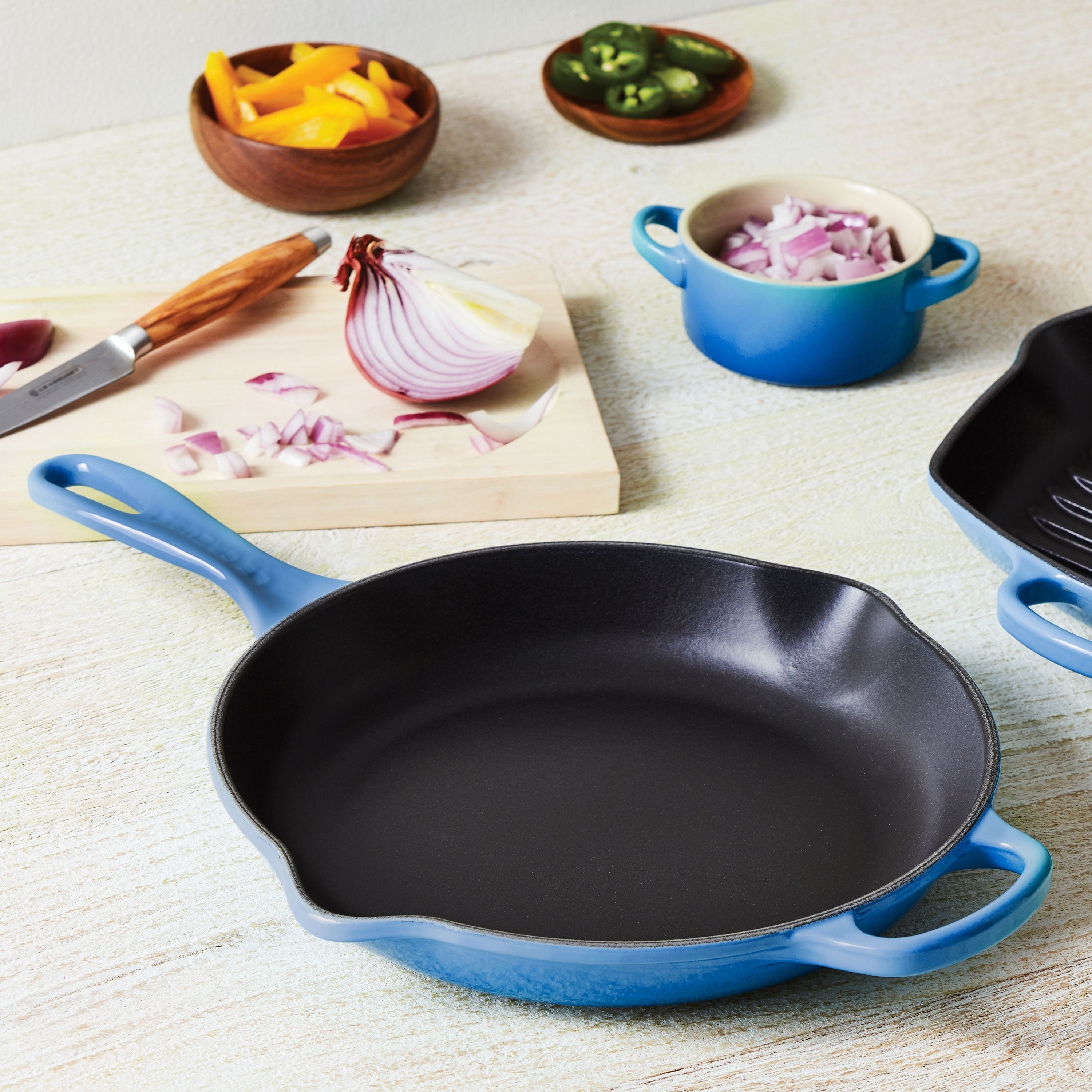 Le Creuset Signature Cast Iron 11.75" Marseille Skillet