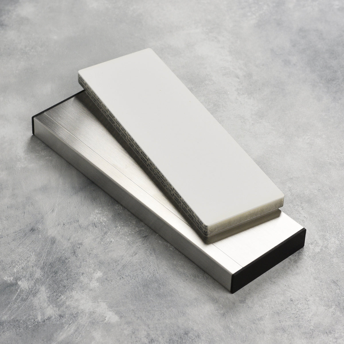 Shapton RockStar 4000 Whetstone with Stainless Steel Case