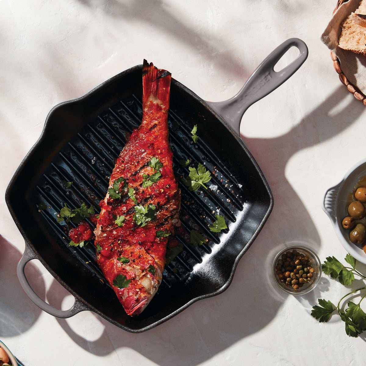 Le Creuset Signature Cast Iron 10.25" Oyster Square Grill Pan