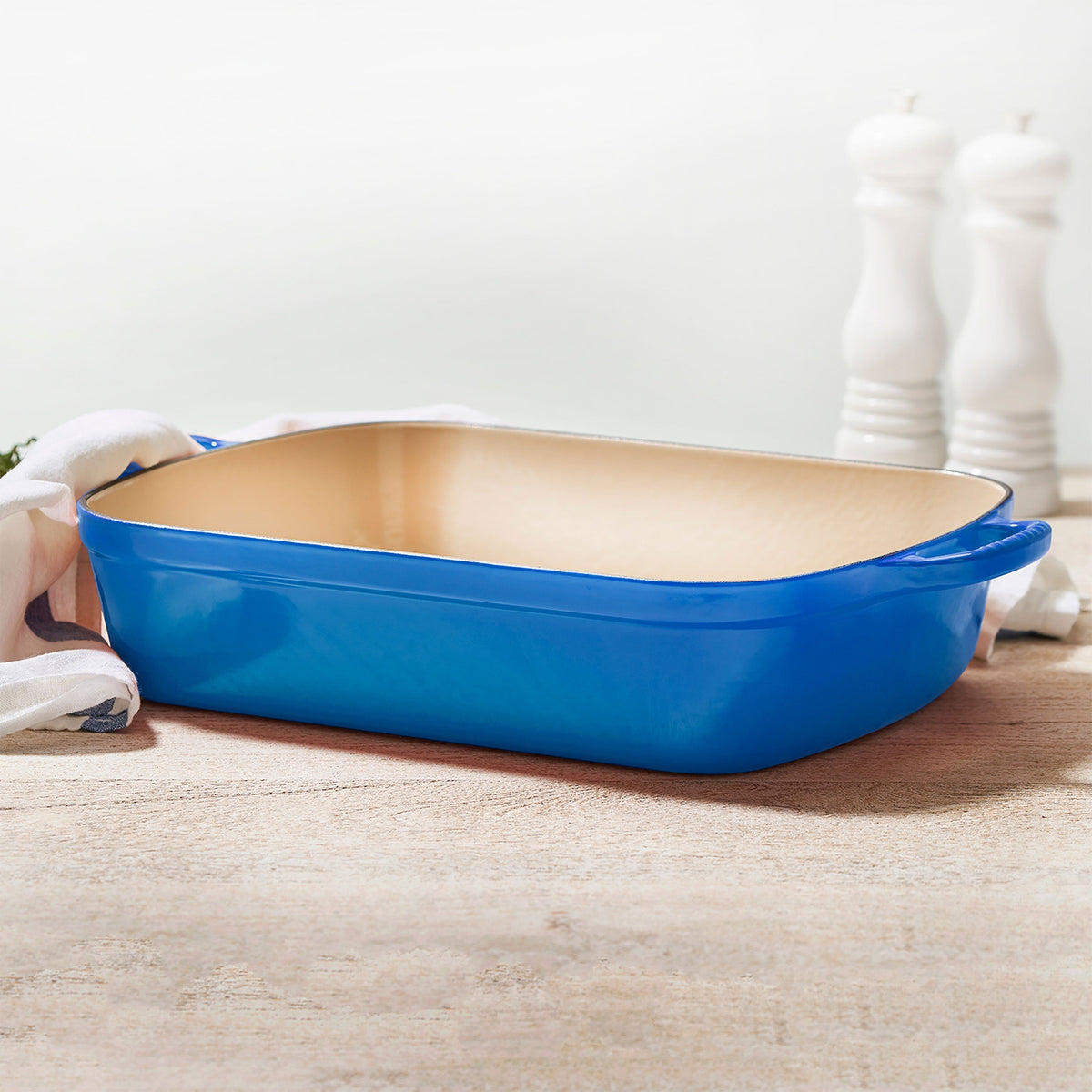 Le Creuset Signature Cast Iron Marseille Roasting Pan, 12.75x9.75"