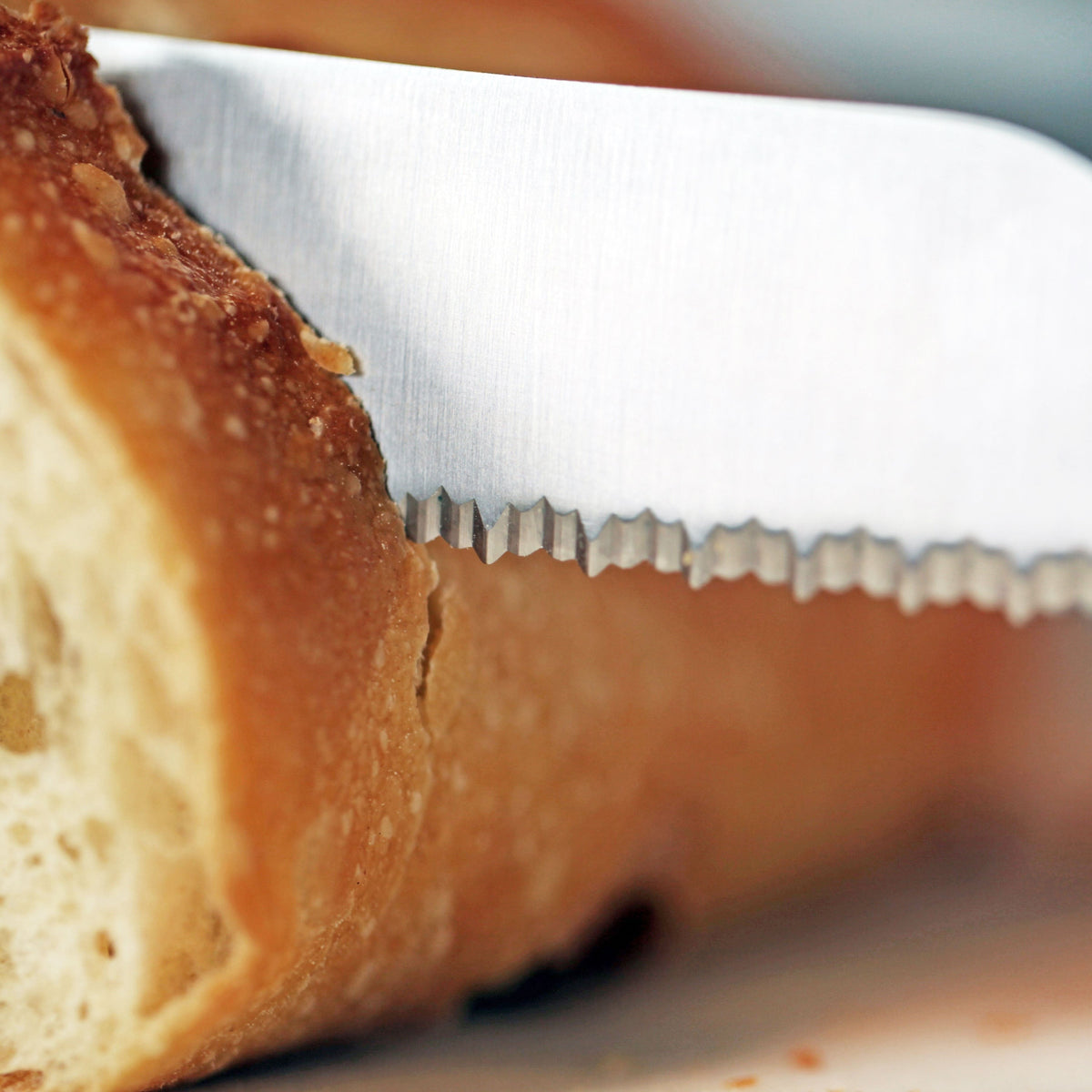 Wusthof Amici 9" Double Serrated Bread Knife