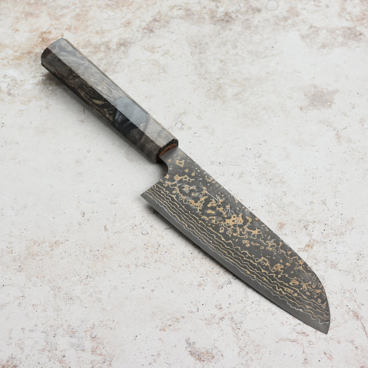 Saji Black Gold Damascus 6.5" Santoku, Stabilized Birch