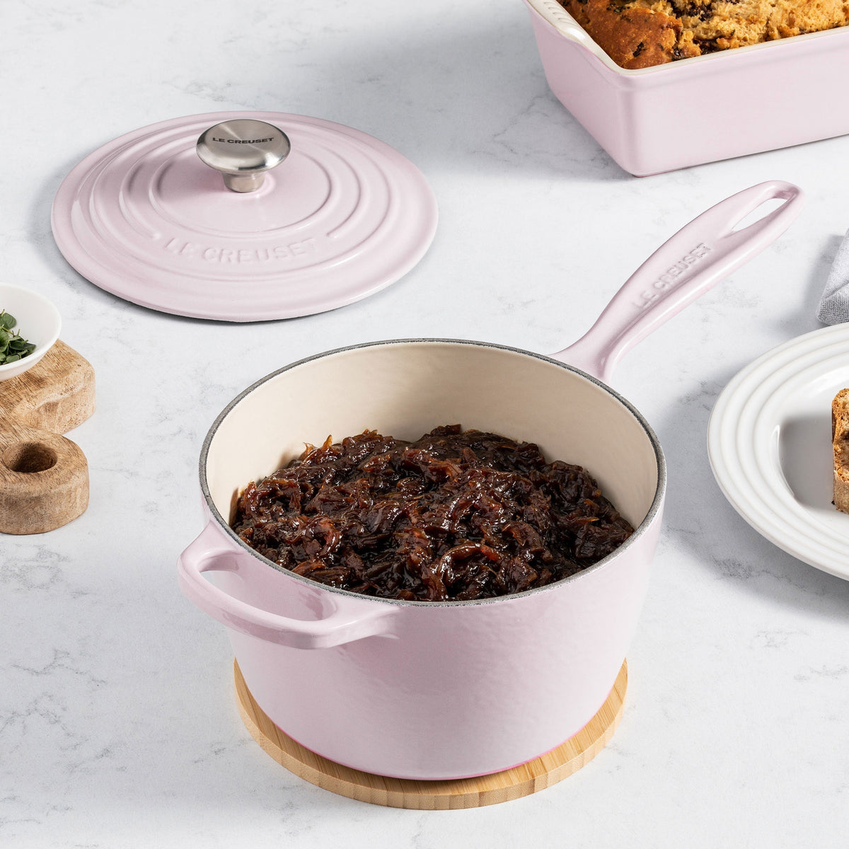 Le Creuset Signature Cast Iron 1.75-quart Shallot Saucepan