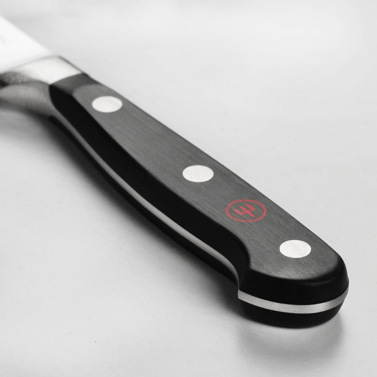 Wusthof Classic 5" Serrated Utility Knife