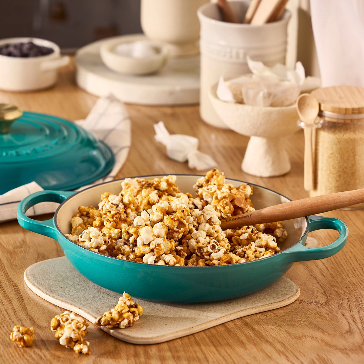 Le Creuset Signature Cast Iron 3.5-quart Bleu Riviera Braiser