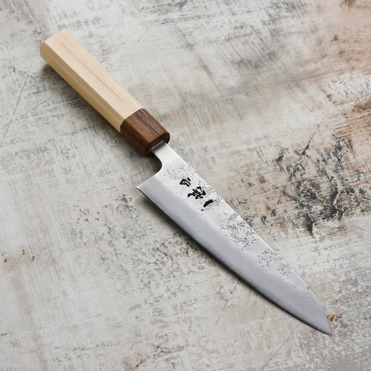 Ittetsu Ginsan Nashiji 7" Gyuto