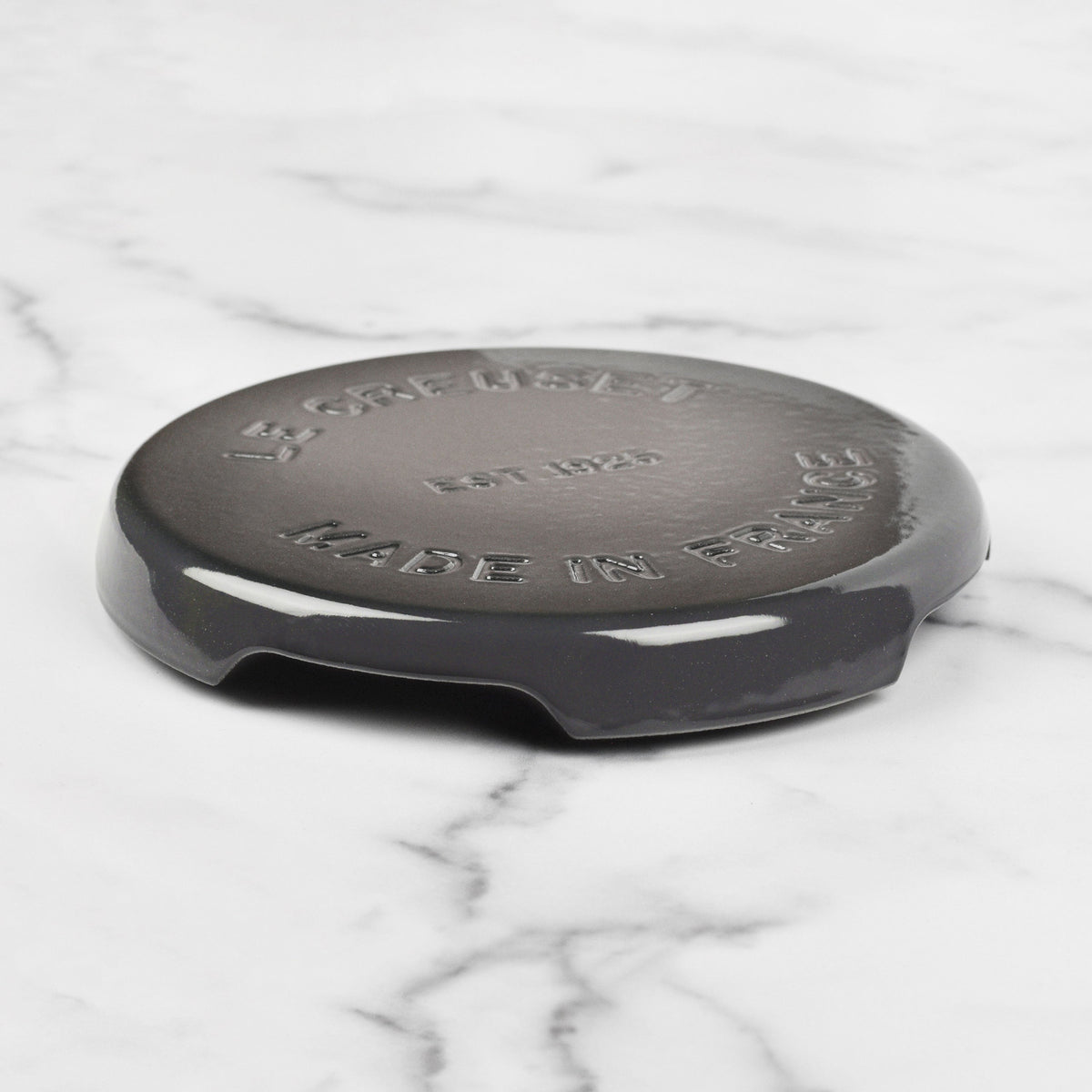 Le Creuset Signature Cast Iron 8.8" Oyster Round Trivet