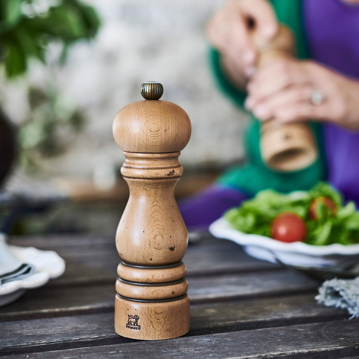 Peugeot Paris Antique 8.75" Salt & Pepper Mill Set