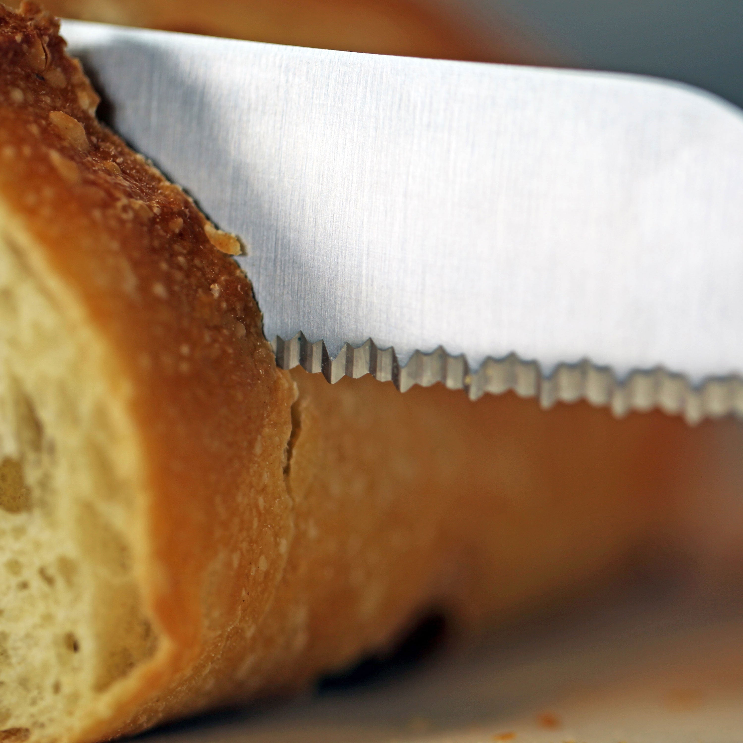 Wusthof Classic Ikon 9" Double Serrated Bread Knife