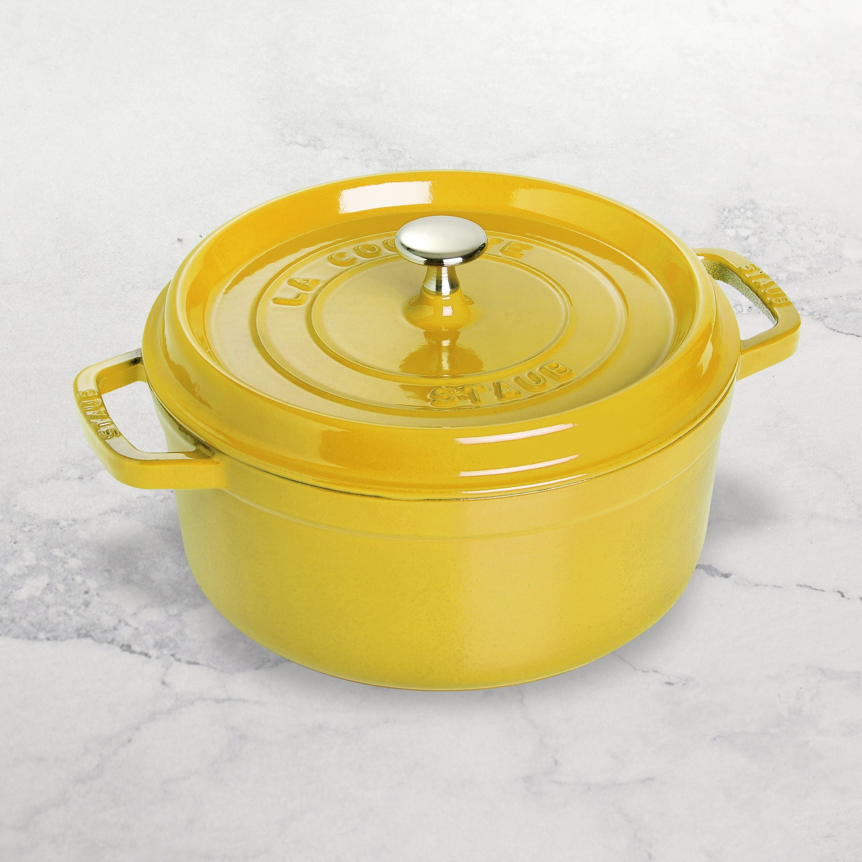 Staub 7-quart Citron Round Dutch Oven
