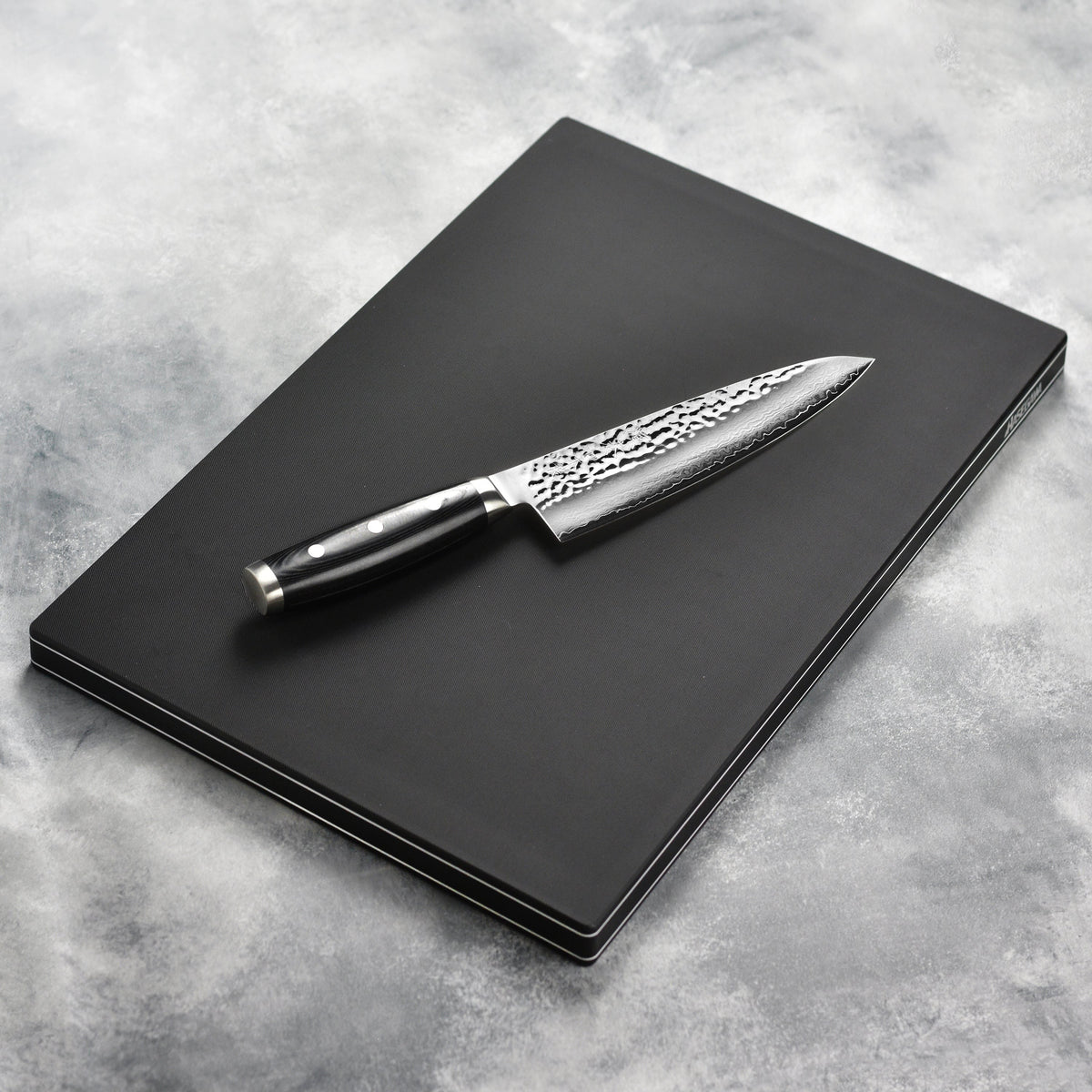 Hasegawa Pro-PE Black Cutting Board, 23.6 x 15.7"