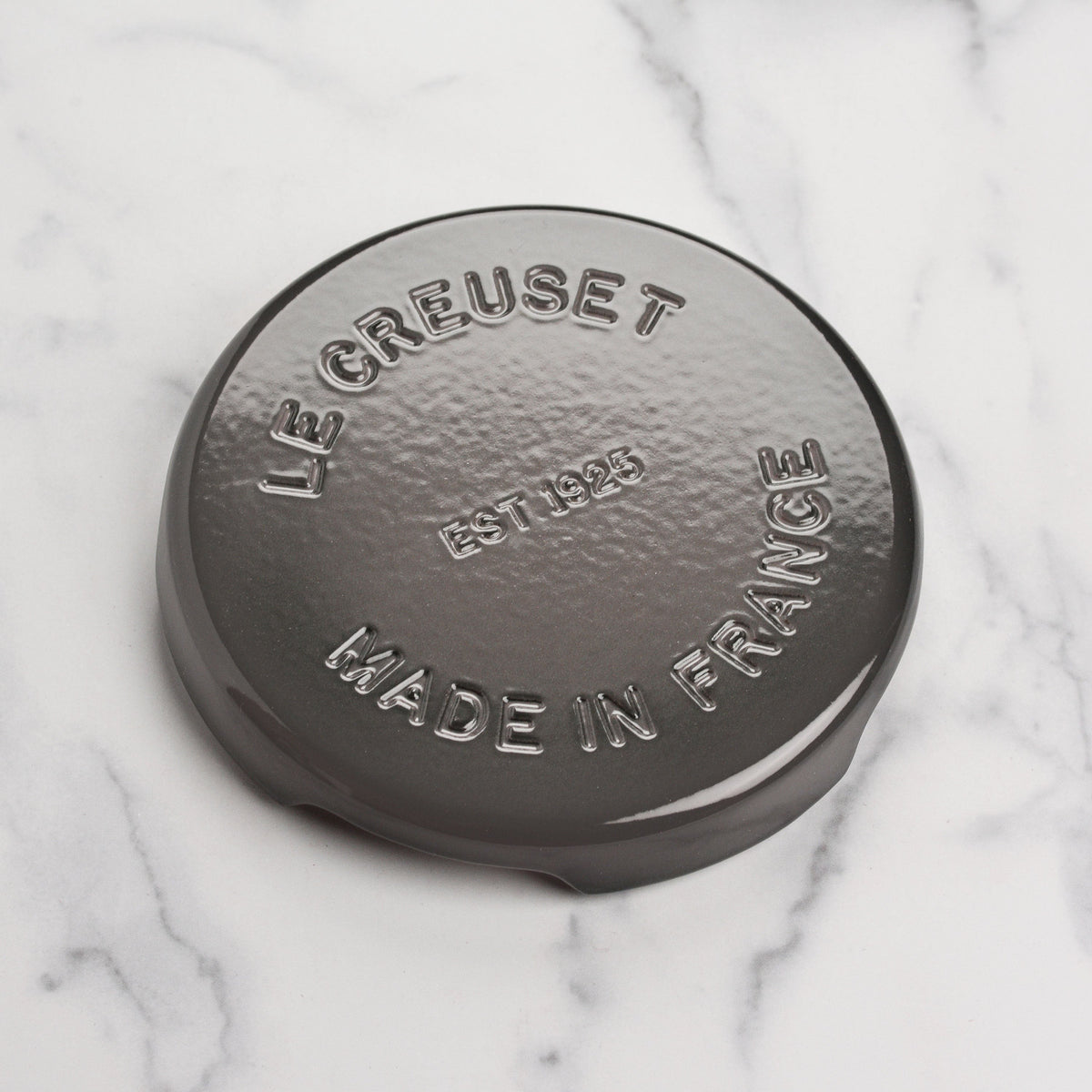Le Creuset Signature Cast Iron 8.8" Oyster Round Trivet
