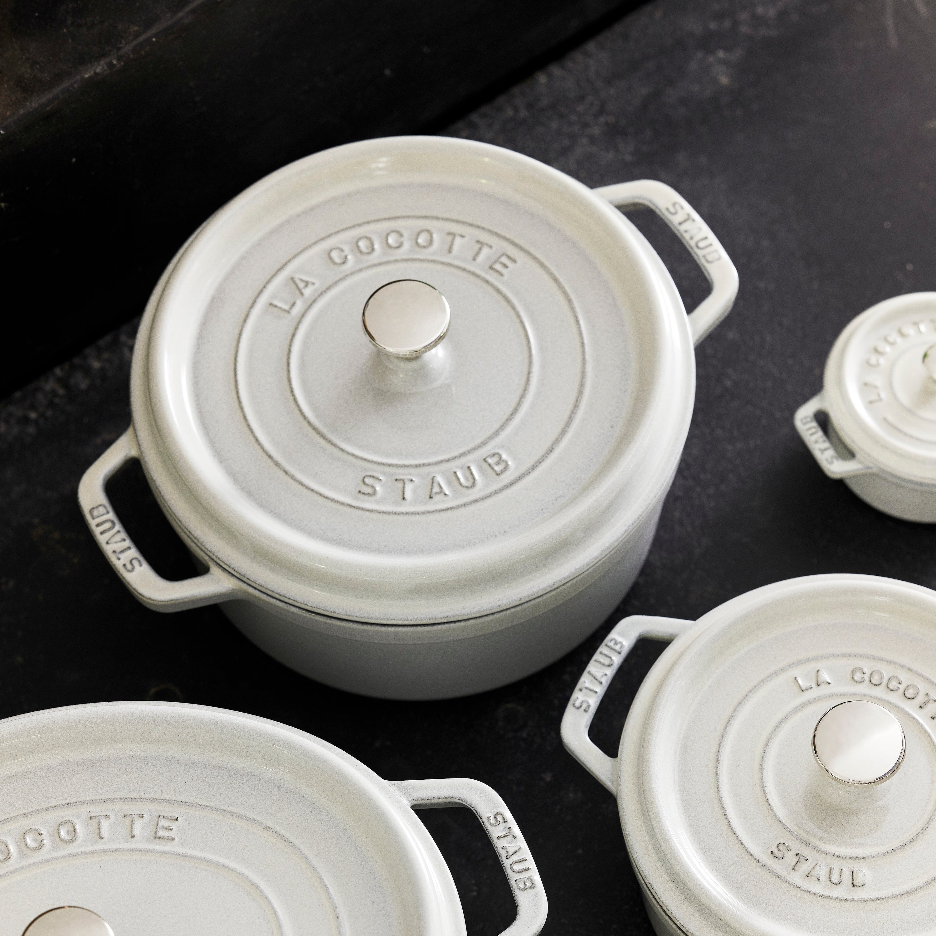 Staub 2.75-quart White Truffle Round Dutch Oven