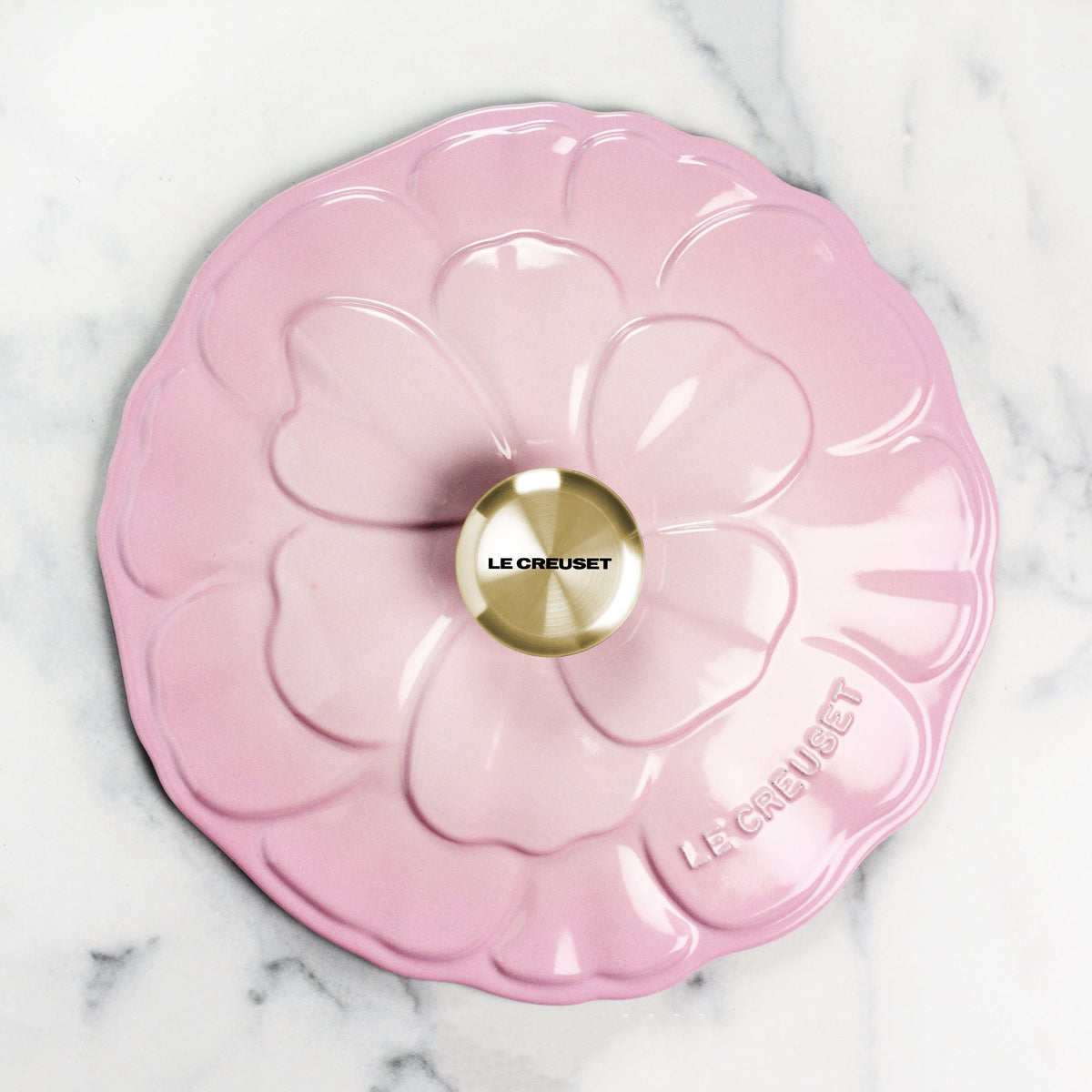 Le Creuset Signature Cast Iron 2.25-quart Chiffon Pink Petal Braiser