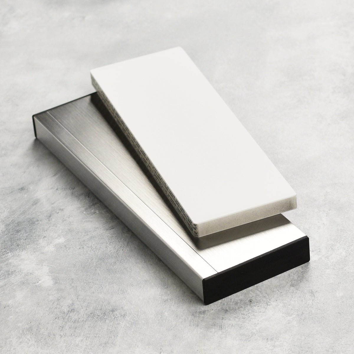Shapton RockStar 10000 Whetstone with Stainless Steel Case