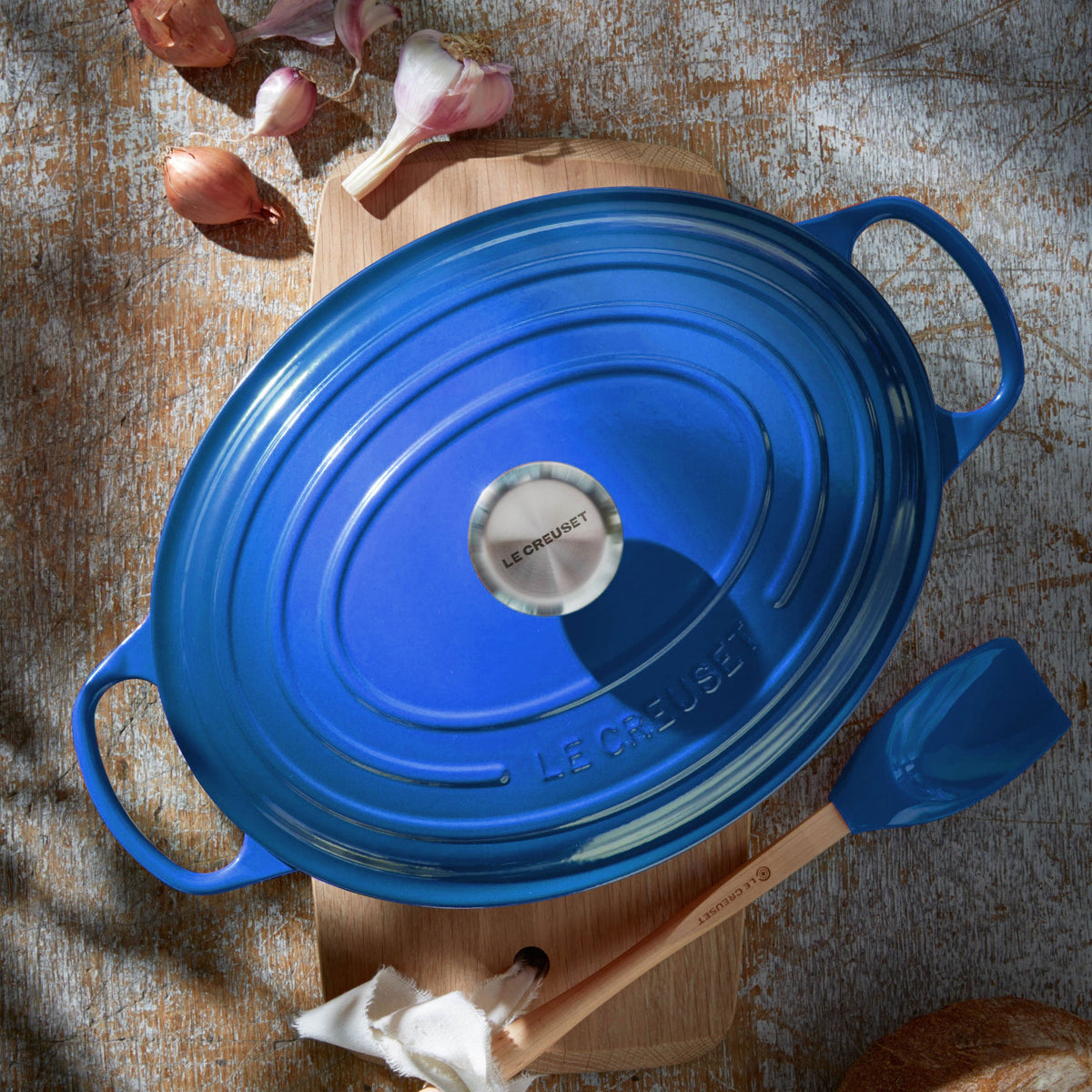 Le Creuset Signature Cast Iron 9.5-quart Marseille Oval Dutch Oven