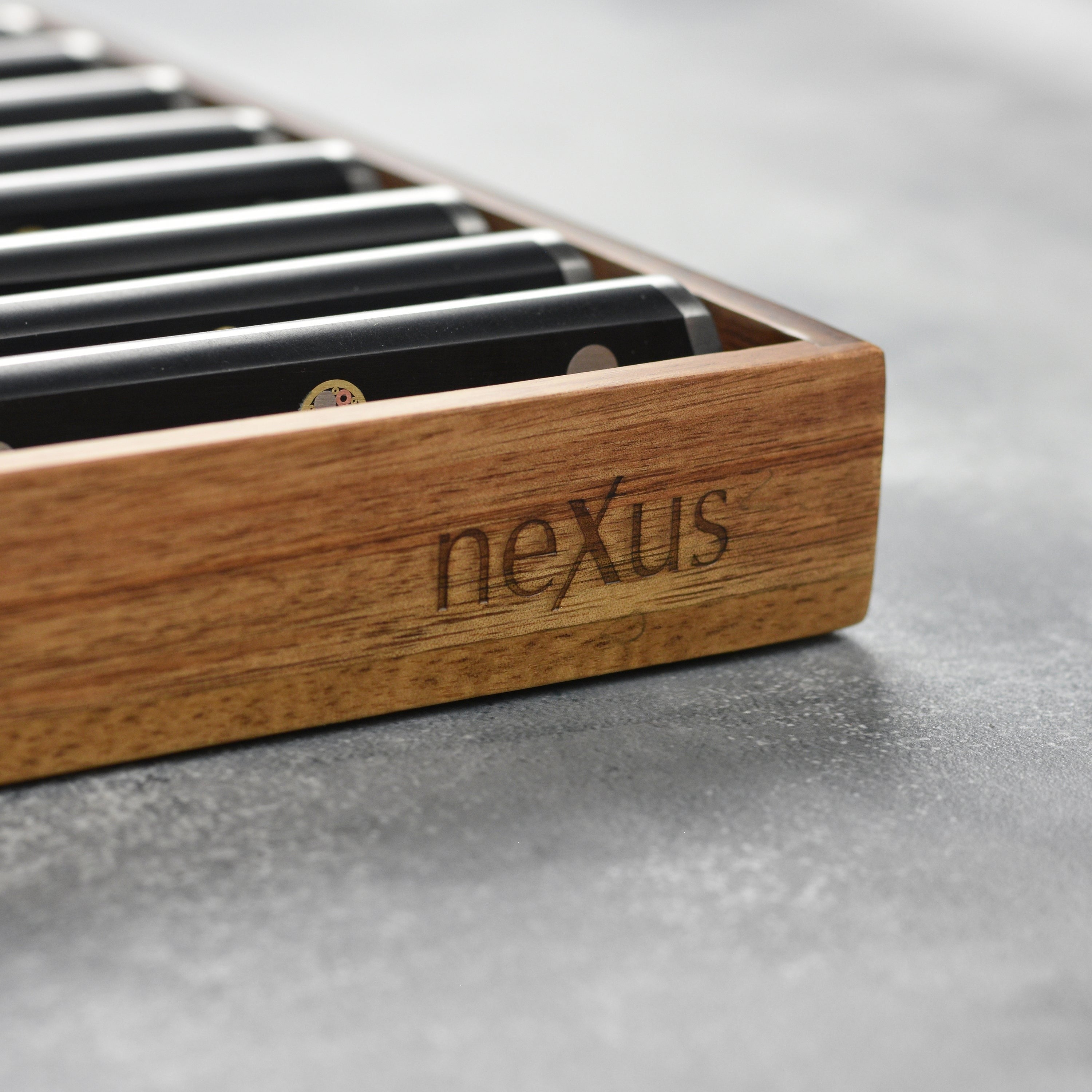 Nexus 8 Piece Steak Knife Set with In-Drawer Tray